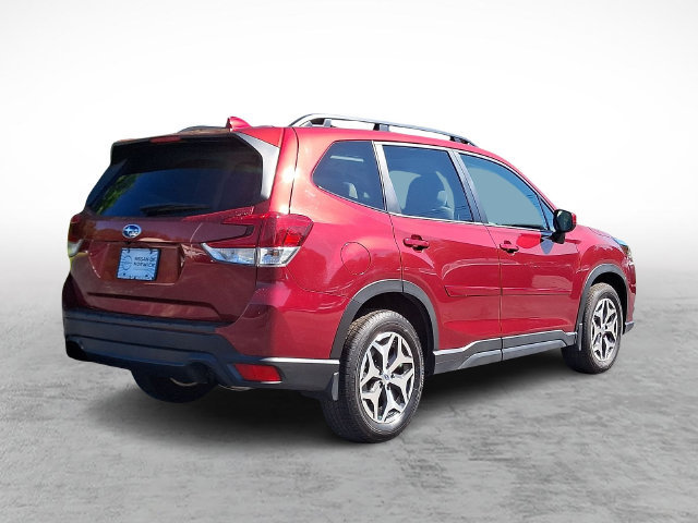 Used 2022 Subaru Forester Premium AWD/4WD image 6