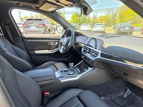 Used 2021 BMW 330i xDrive Sedan w/ Driving Assistance Package AWD/4WD image 11