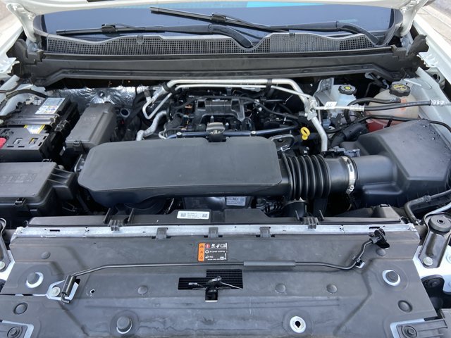Used 2024 Chevrolet Colorado W/T RWD image 27