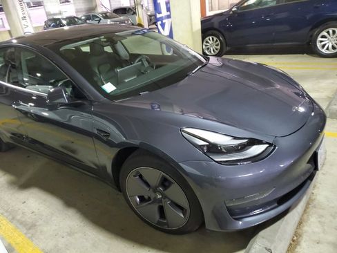 Used 2022 Tesla Model 3 Long Range AWD/4WD image 17