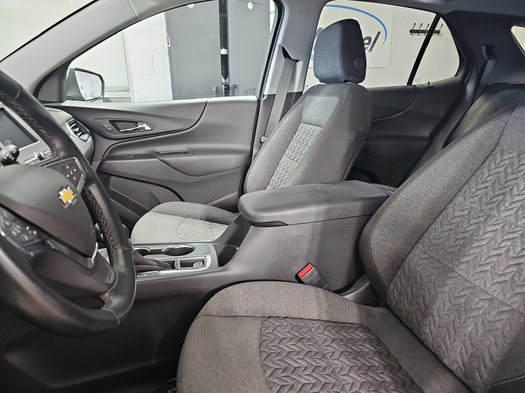 Used 2024 Chevrolet Equinox LT AWD/4WD image 19