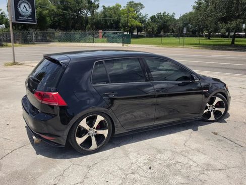 Used 2017 Volkswagen GTI S FWD image 6