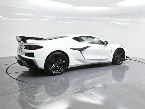 New 2025 Chevrolet Corvette Z06 w/ Z07 Performance Package RWD image 28