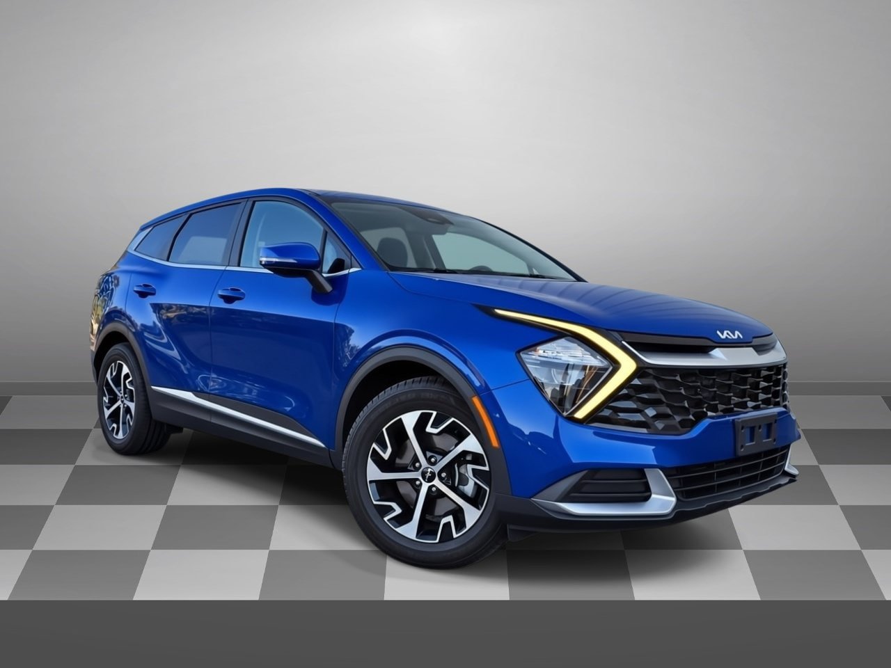 Used 2023 Kia Sportage EX FWD image 1
