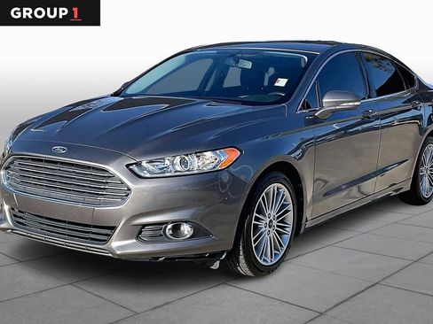 Used 2013 Ford Fusion SE image 1