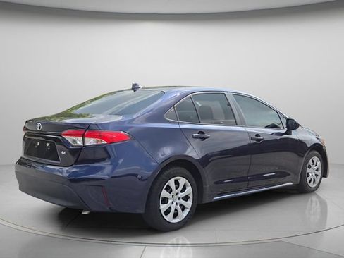 Used 2024 Toyota Corolla LE FWD image 7