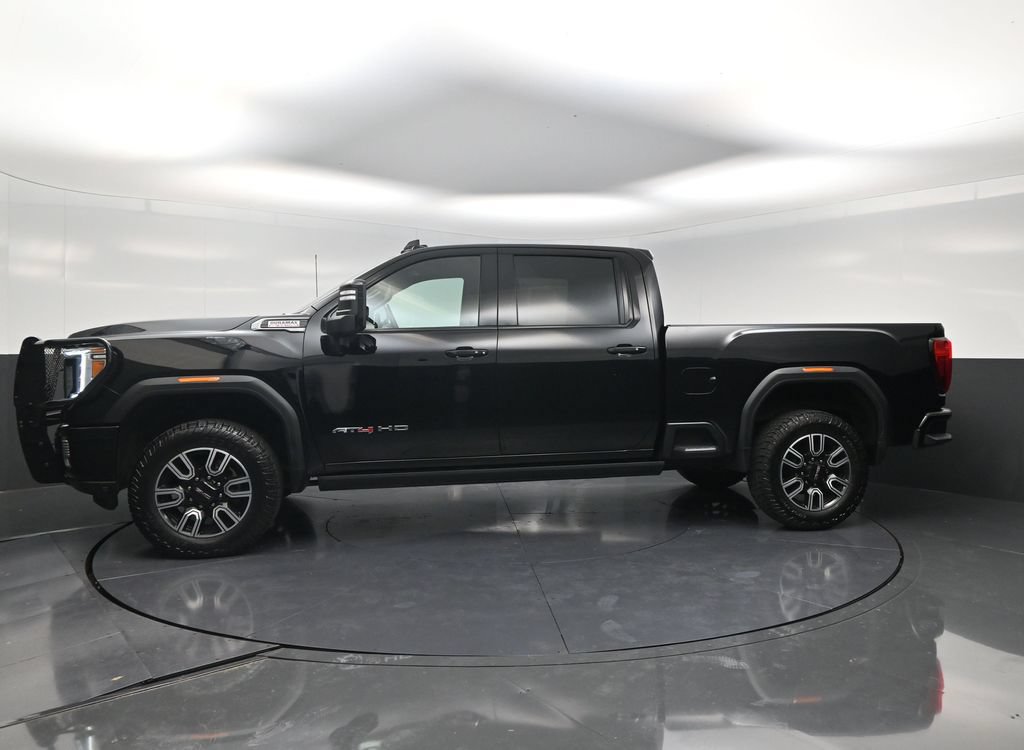 Used 2023 GMC Sierra 2500 AT4 w/ AT4 Premium Plus Package AWD/4WD image 3