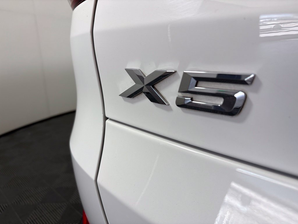 Certified 2023 BMW X5 sDrive40i w/ Executive Package RWD image 10