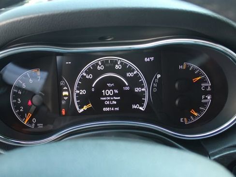 Used 2018 Jeep Grand Cherokee Laredo image 19