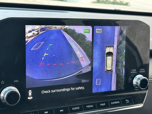 Used 2022 Mitsubishi Outlander SEL image 11