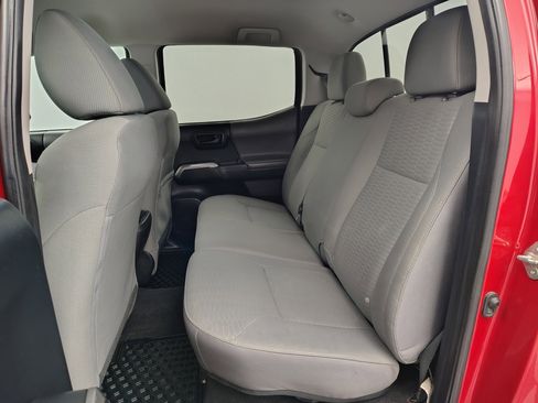 Used 2016 Toyota Tacoma SR5 image 22