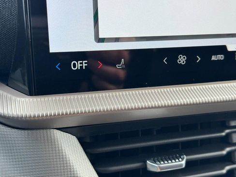 New 2026 Ford Explorer Active image 16