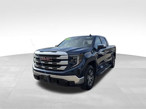 Used 2023 GMC Sierra 1500 SLE image 2