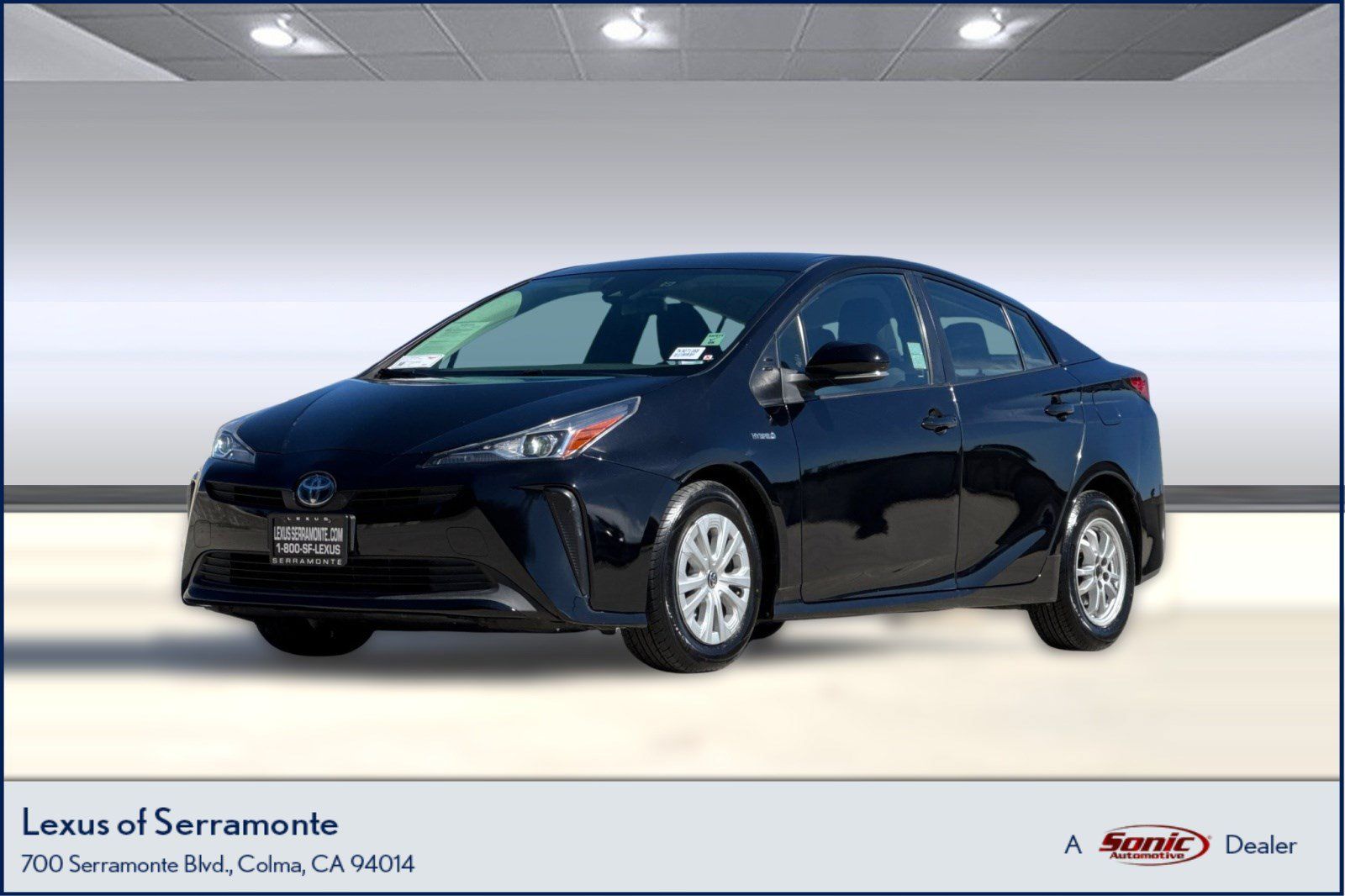 Used 2019 Toyota Prius L Eco FWD image 1