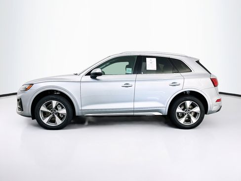 Used 2023 Audi Q5 2.0T Premium Plus w/ Premium Plus Package AWD/4WD image 4