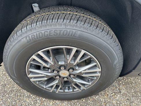 New 2026 Chevrolet Traverse LT w/ LPO, Floor Liner Package image 15