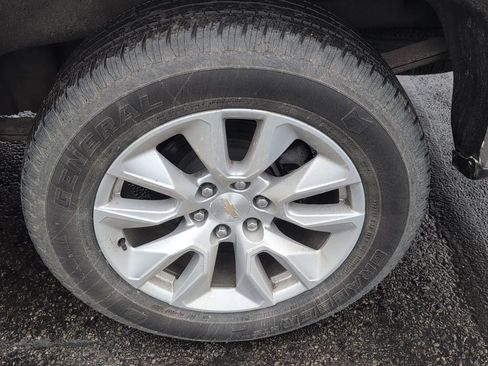 Used 2024 Chevrolet Silverado 1500 Custom image 15