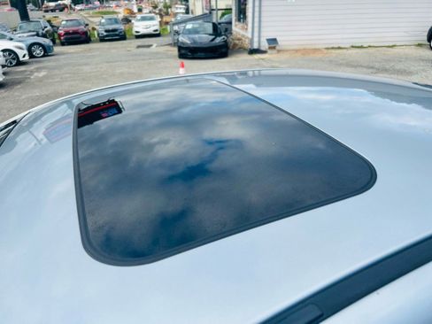 Used 2021 Subaru Impreza 2.0i Limited image 13