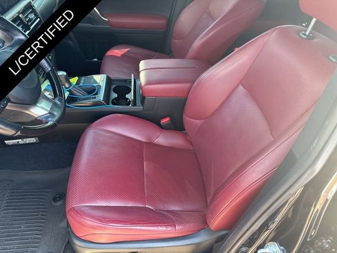 Used 2022 Lexus GX 460 Luxury w/ Accessory Package image 24