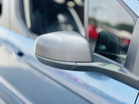 Used 2020 Ford Transit Connect XLT image 12