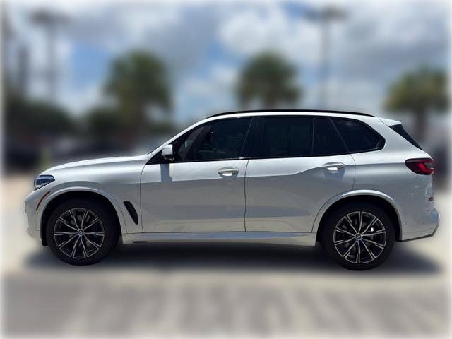 Used 2022 BMW X5 sDrive40i w/ M Sport Package RWD image 4