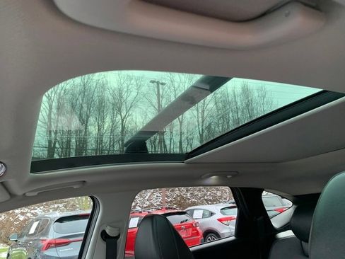 Used 2022 Hyundai Tucson Limited image 25