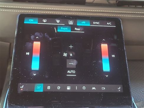 Used 2025 Cadillac Escalade ESV Sport Platinum image 24