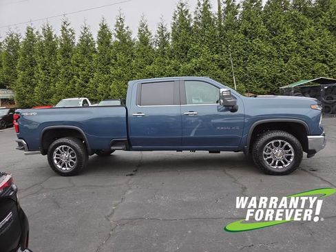 New 2026 Chevrolet Silverado 3500 LTZ w/ LTZ Premium Package AWD/4WD image 8