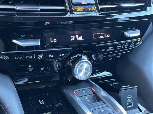 Certified 2025 Acura MDX w/ Technology Package image 23