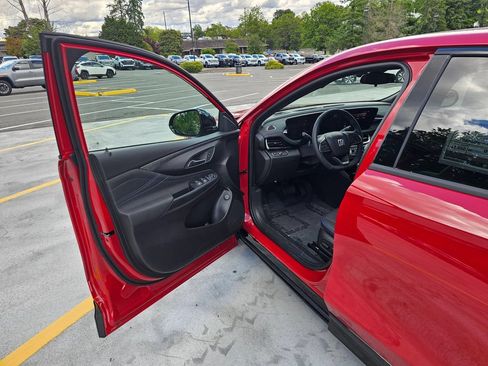 New 2026 Buick Envista Sport Touring w/ Convenience I Package FWD image 18