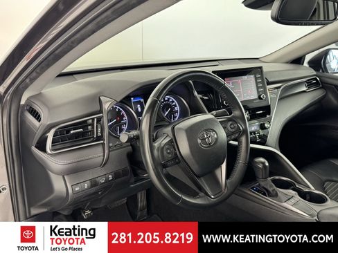 Certified 2023 Toyota Camry SE w/ Convenience Package image 15