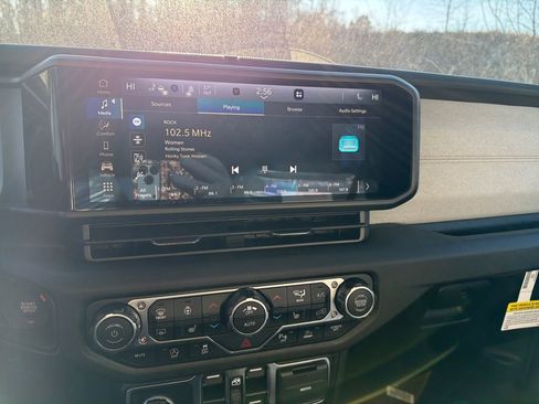 New 2026 Jeep Wrangler Sport S image 18