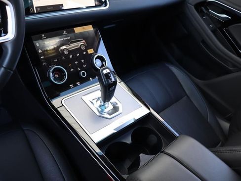 Used 2023 Land Rover Range Rover Evoque SE image 53