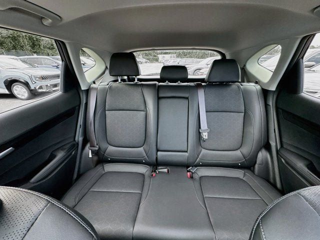 Certified 2024 Kia Seltos EX AWD/4WD image 25