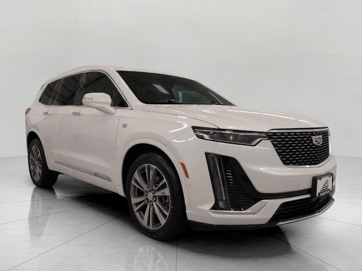 Used 2020 Cadillac XT6 Premium Luxury w/ Platinum Package AWD/4WD image 1