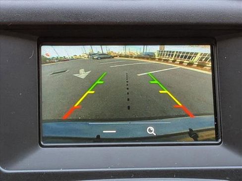 Used 2018 Ford Fusion SE image 12