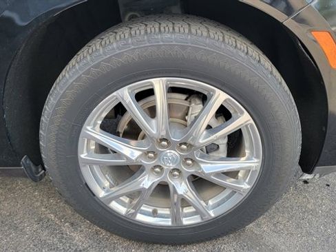 Used 2022 Buick Enclave Premium image 11