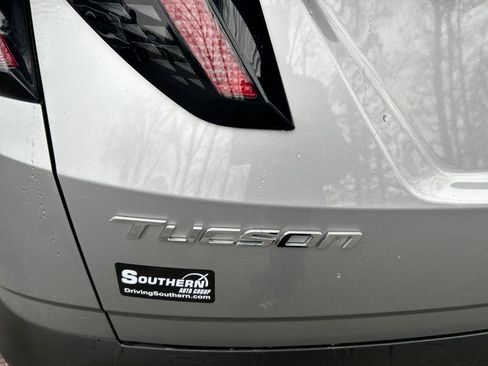 Used 2024 Hyundai Tucson Limited image 13