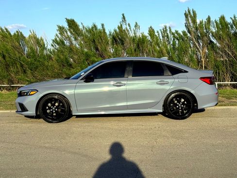 Used 2022 Honda Civic Sport image 10