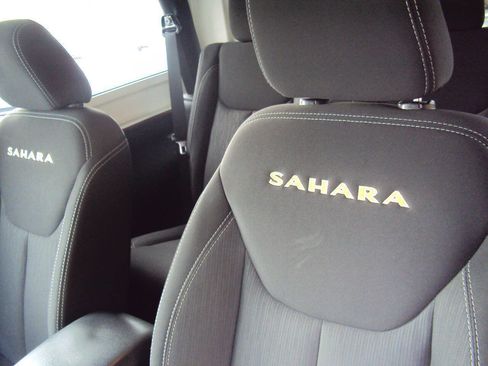 Used 2014 Jeep Wrangler Sahara w/ Connectivity Group image 10