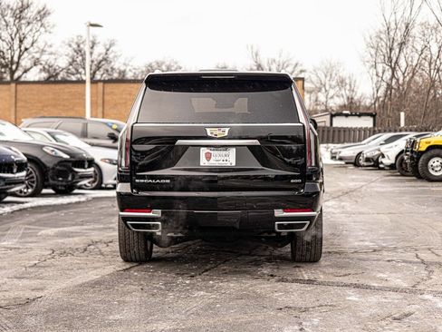 Used 2025 Cadillac Escalade Luxury image 13