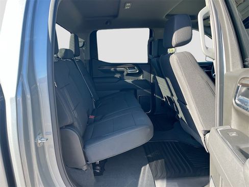 Used 2025 Chevrolet Silverado 1500 LT image 27