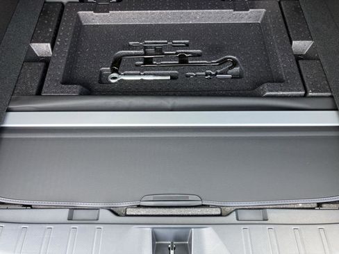 Used 2025 Subaru Outback Touring XT w/ Popular Package #2 image 30