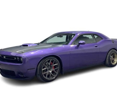 Used 2016 Dodge Challenger R/T Plus RWD image 5