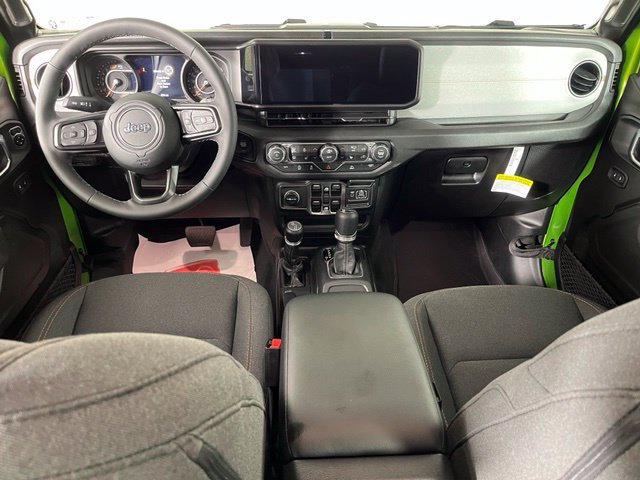 Used 2026 Jeep Wrangler Unlimited Sport AWD/4WD image 40