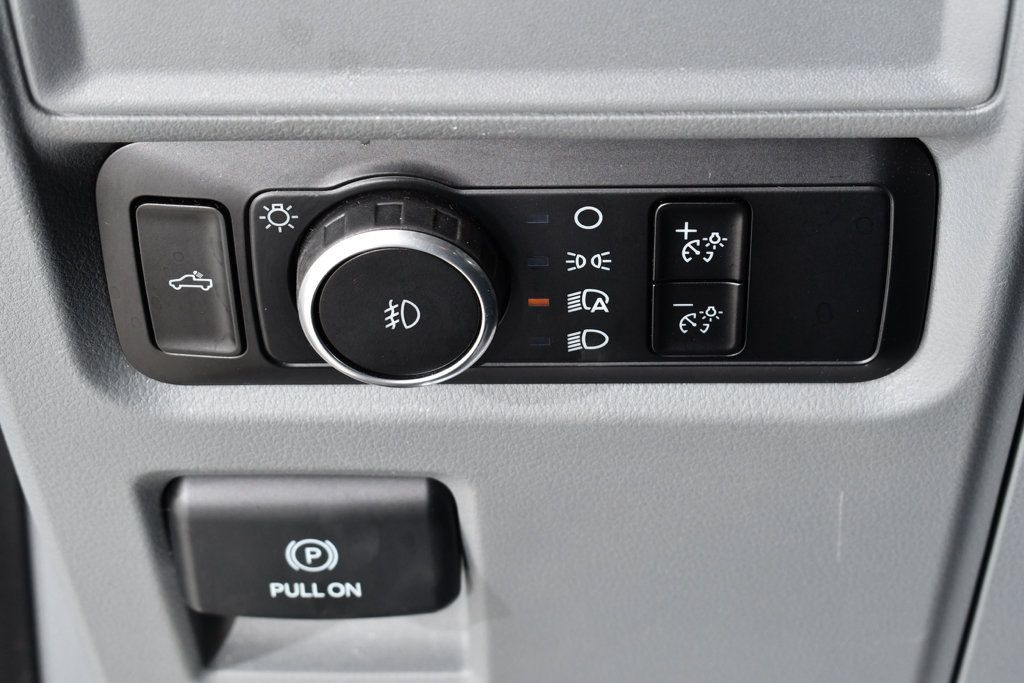 Used 2023 Ford F150 XLT AWD/4WD image 33