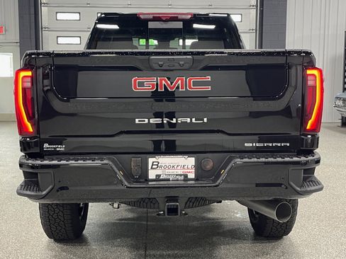 New 2025 GMC Sierra 3500 Denali w/ Denali Reserve Package image 4