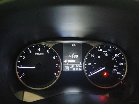 Used 2024 Nissan Kicks S FWD image 23