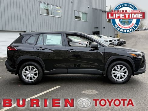 New 2026 Toyota Corolla Cross L image 6