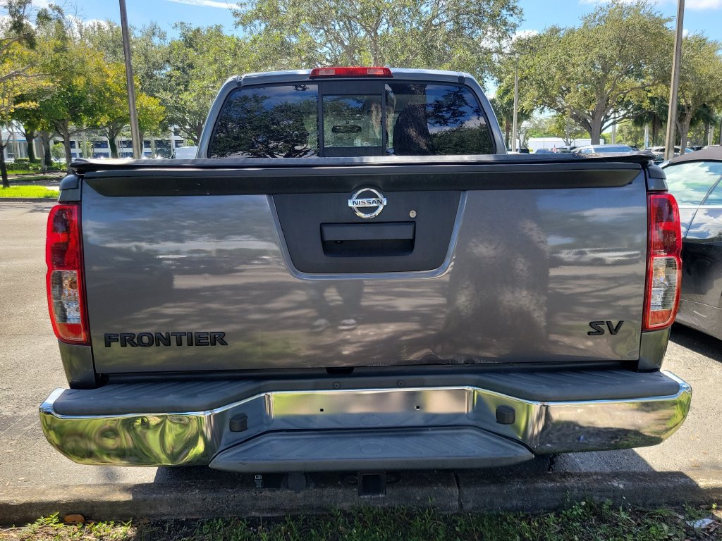 Used 2021 Nissan Frontier SV w/ SV Utility Package RWD image 5